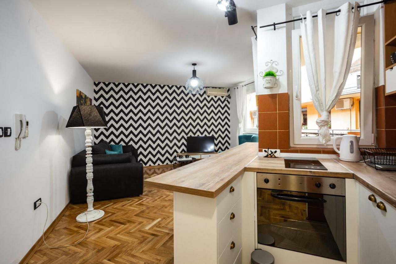 Apartment Sfera ノヴィ・サド エクステリア 写真
