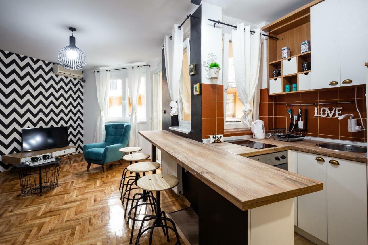 Apartment Sfera ノヴィ・サド エクステリア 写真