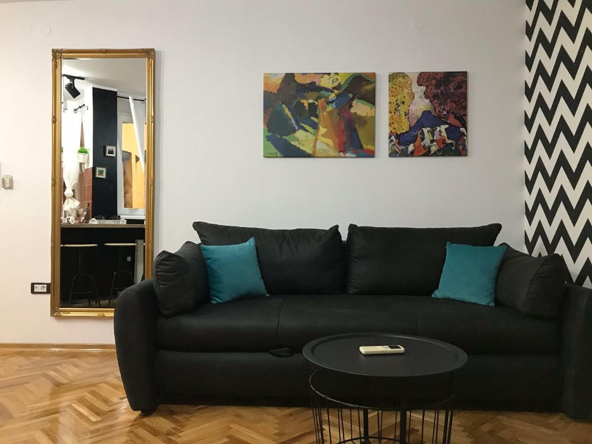 Apartment Sfera ノヴィ・サド エクステリア 写真