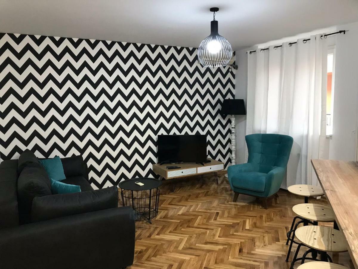 Apartment Sfera ノヴィ・サド エクステリア 写真