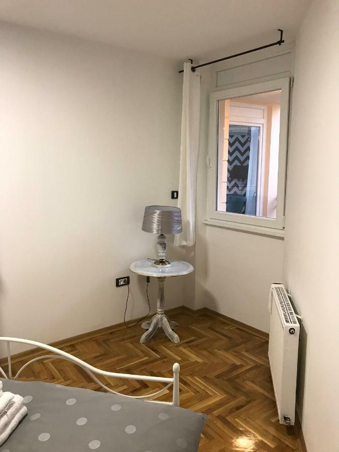 Apartment Sfera ノヴィ・サド エクステリア 写真