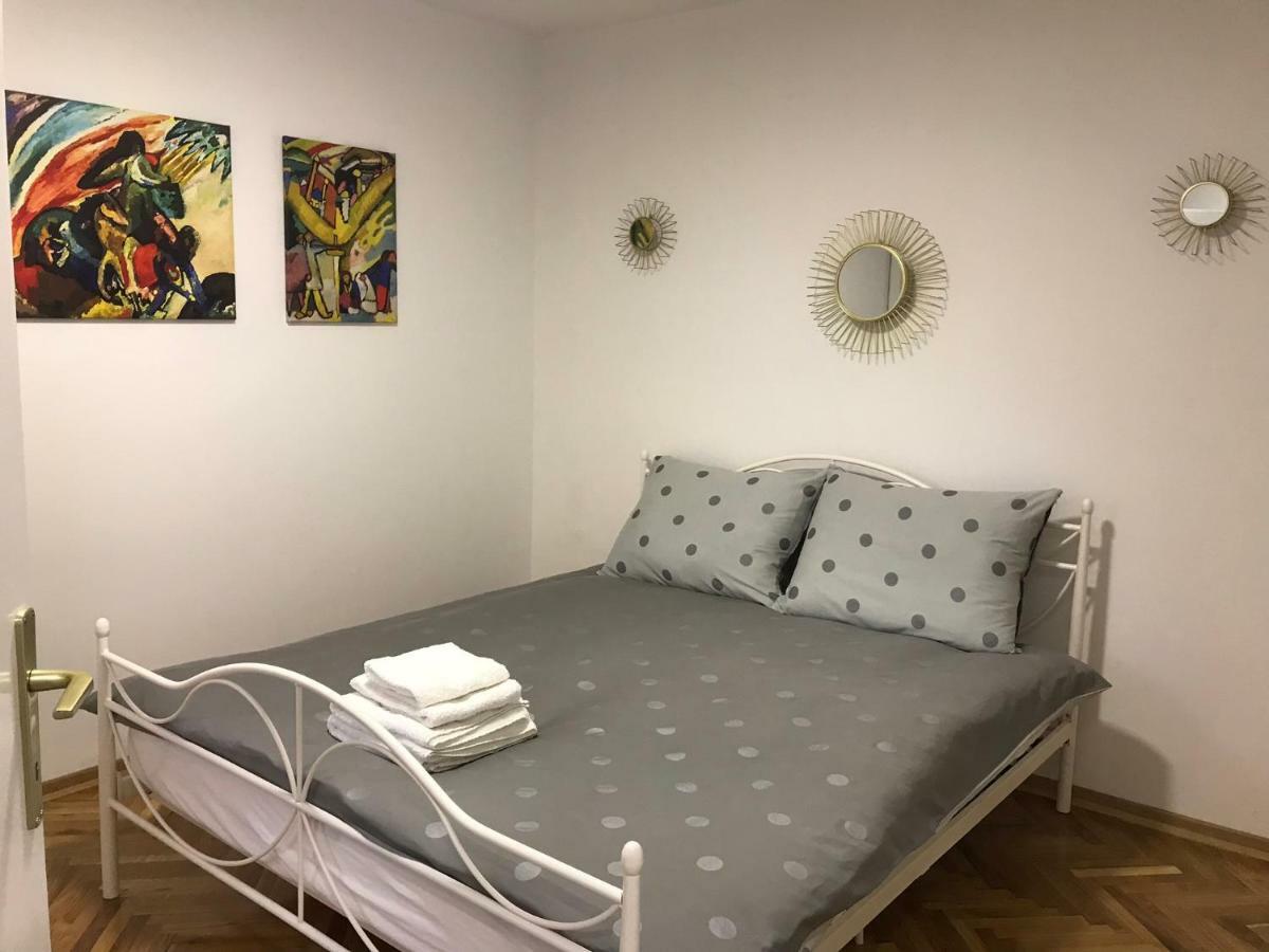 Apartment Sfera ノヴィ・サド エクステリア 写真
